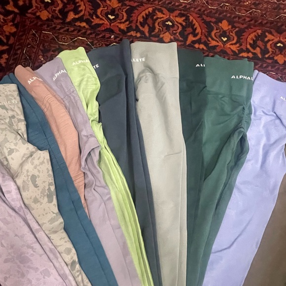 Alphalete Women's Leggings - Multicolor Collection - Picture 3 of 4